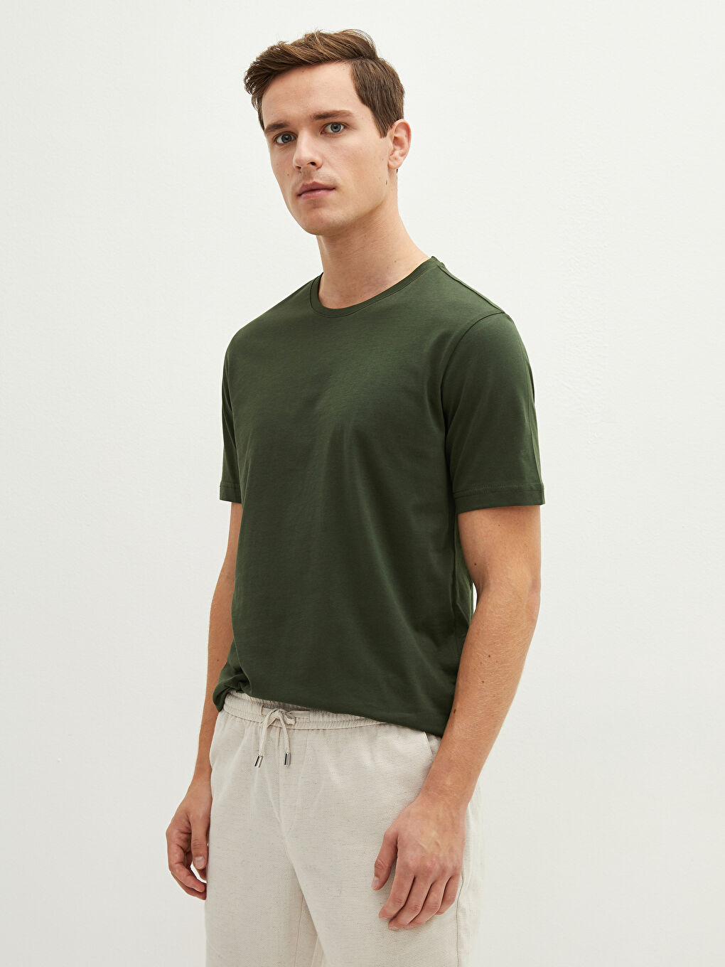 Yeşil Bisiklet Yaka Kısa Kollu Basic Erkek Tişört-2