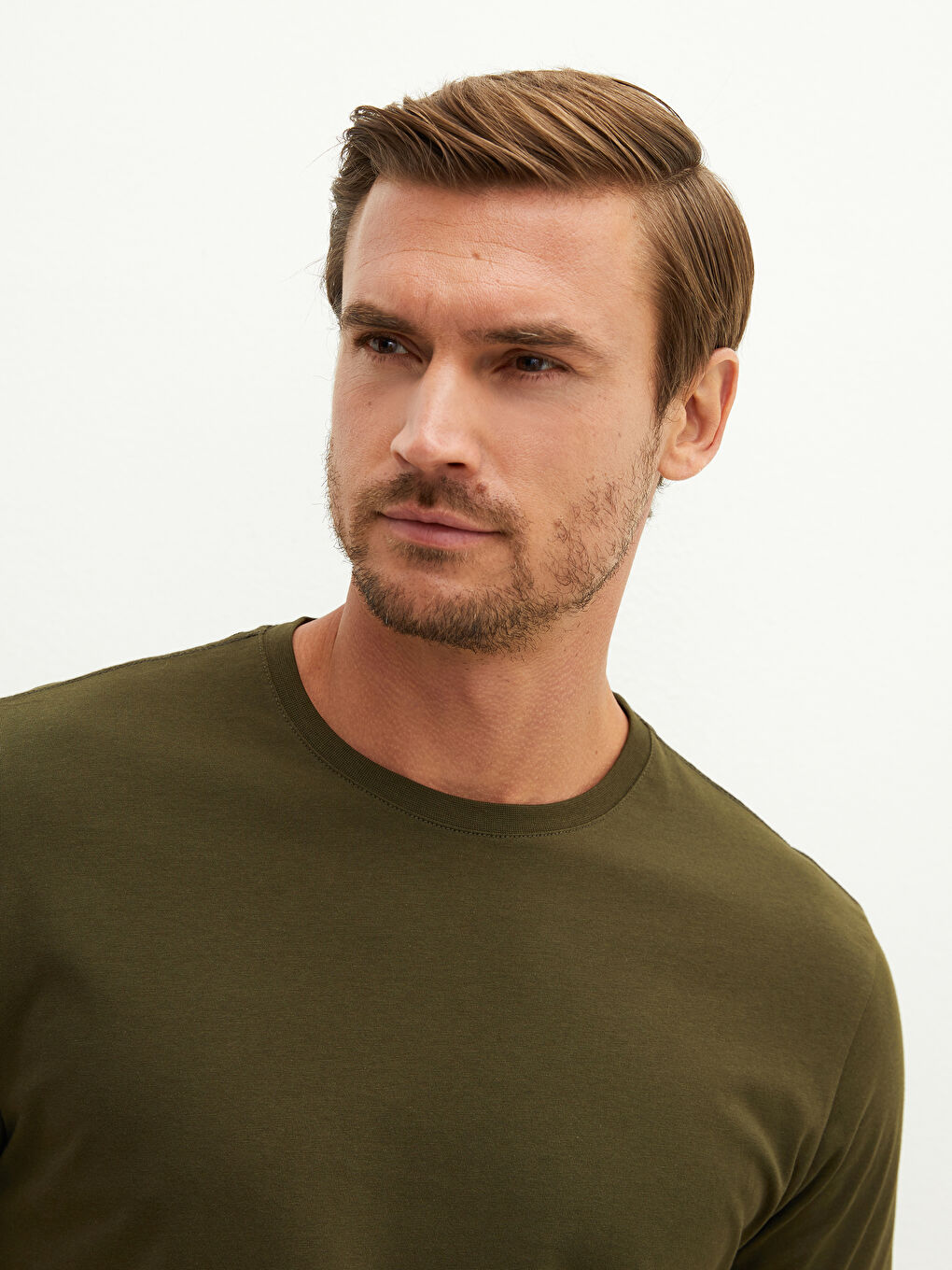 LCWAIKIKI Classic Crew Neck Short Sleeve Basic Men's T-shirt -W11397Z8-TDX