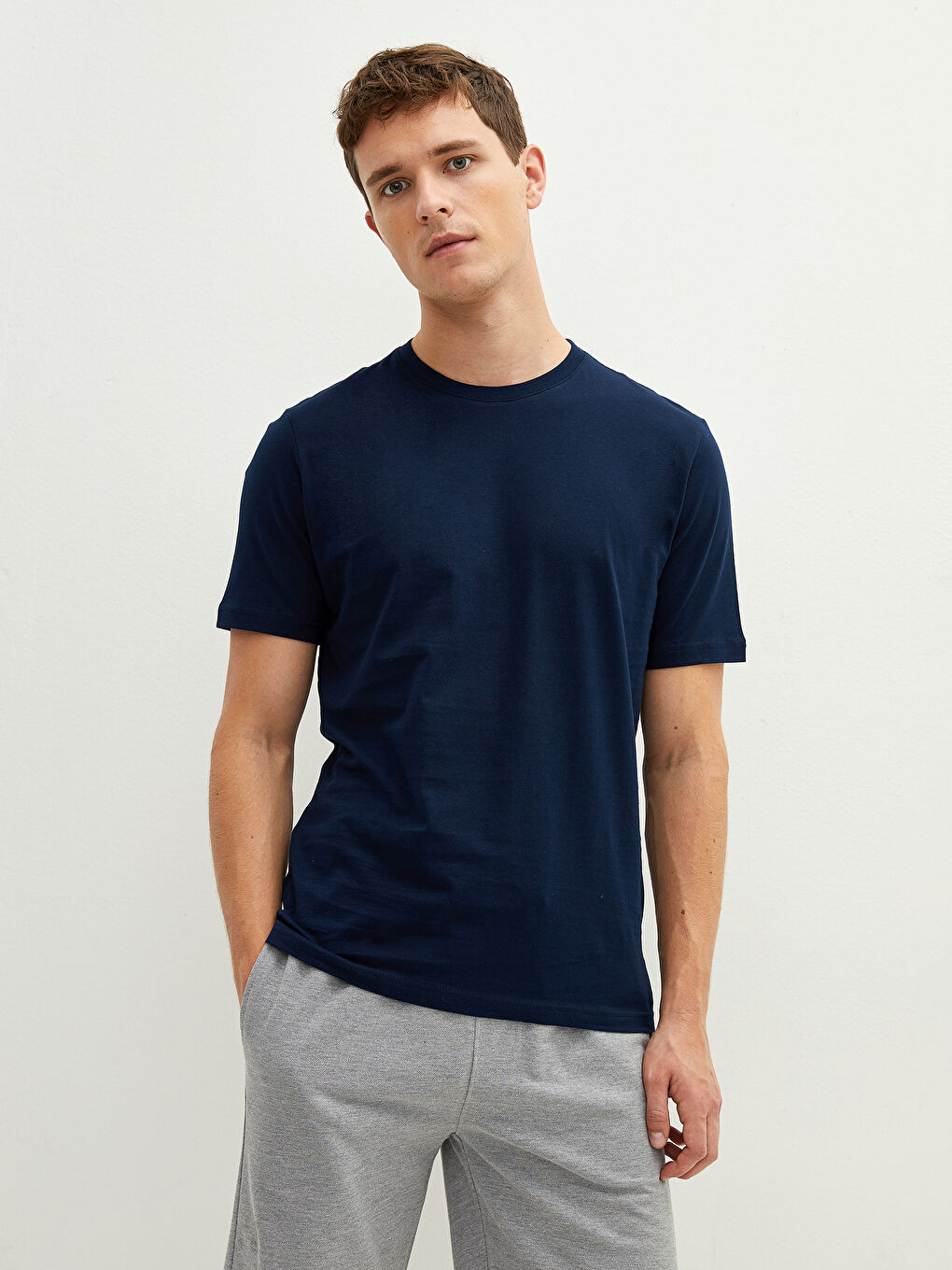 Lacivert Bisiklet Yaka Kısa Kollu Basic Erkek Tişört