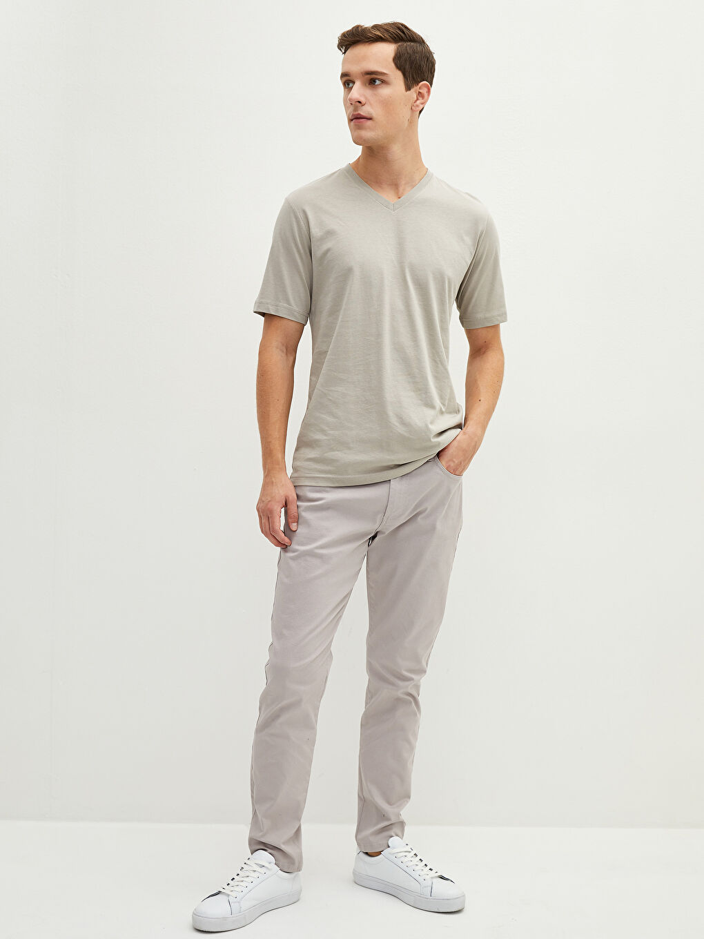 V Neck Short Sleeve Basic Cotton Men's T-shirt-2