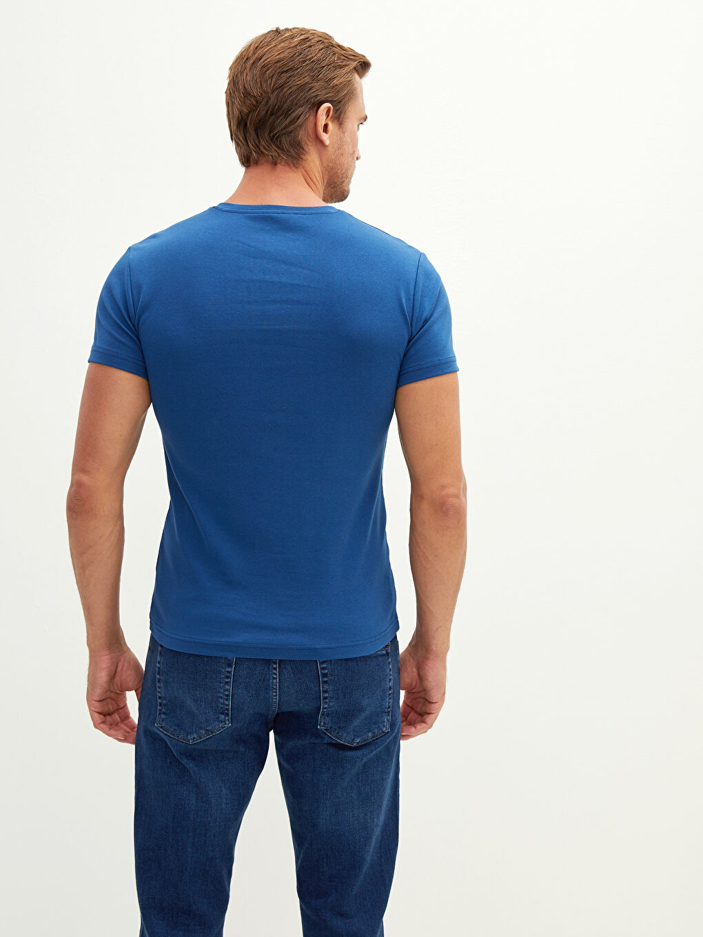 Mavi V Yaka Kısa Kollu Basic Pamuklu Erkek Tişört-4