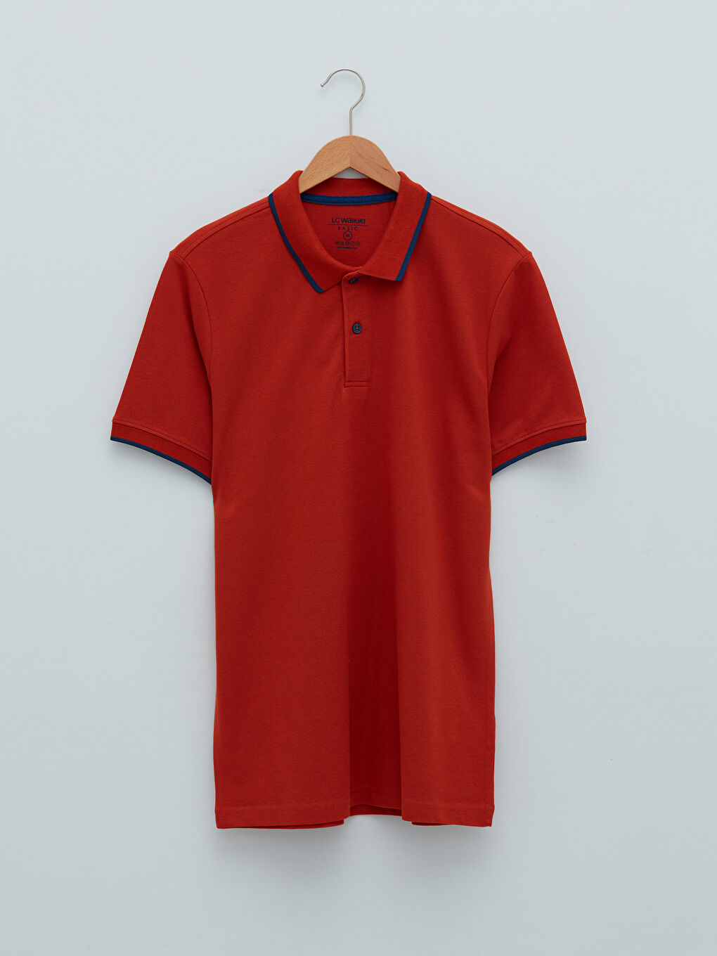 LCWAIKIKI بنەڕەتی تیشێرت پۆڵۆ یه‌خه‌ی قۆڵ كورت پیکێ بۆ پیاوان -W11406Z8-HAY