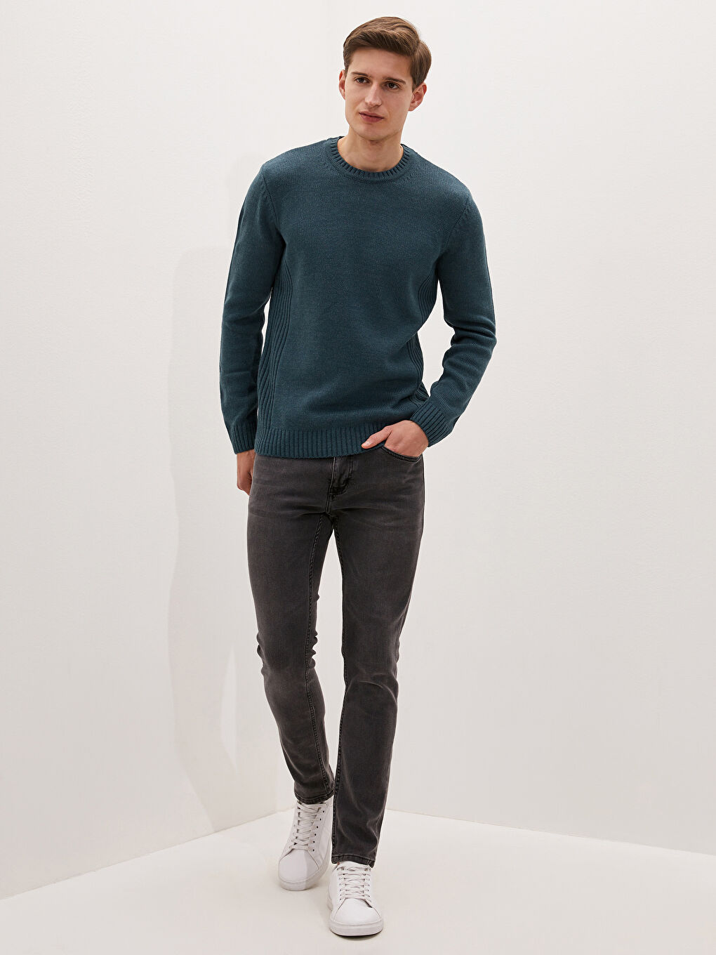 Crew Neck Long Sleeve Men's Tricot Sweater-2