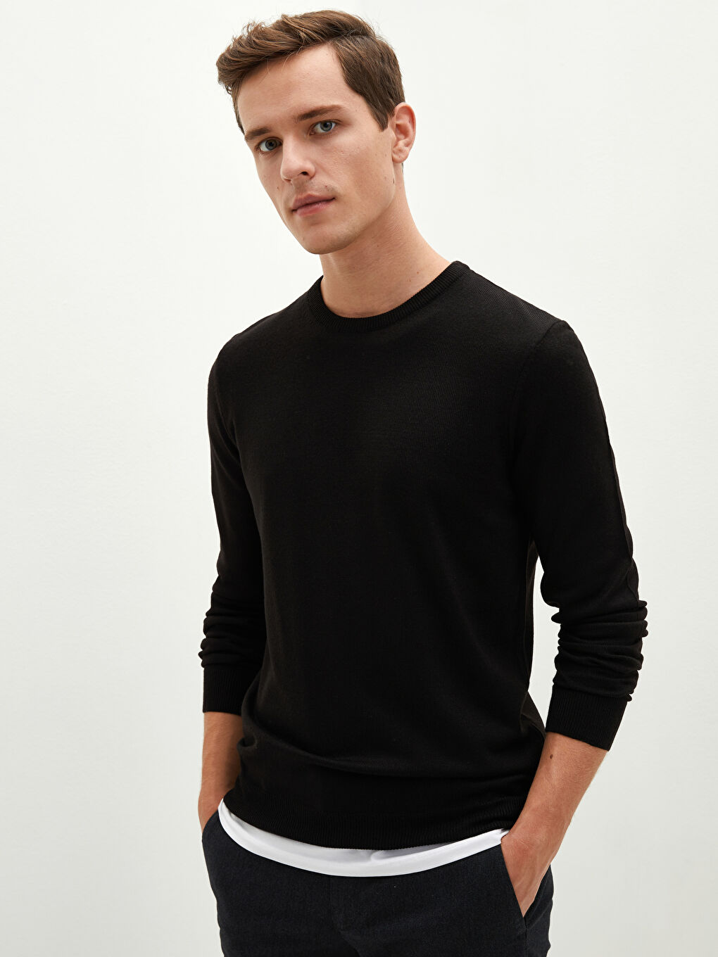 LCWAIKIKI Basic Rundhalsausschnitt Langarm Dünner Herren Strickpullover -W11437Z8-CVL