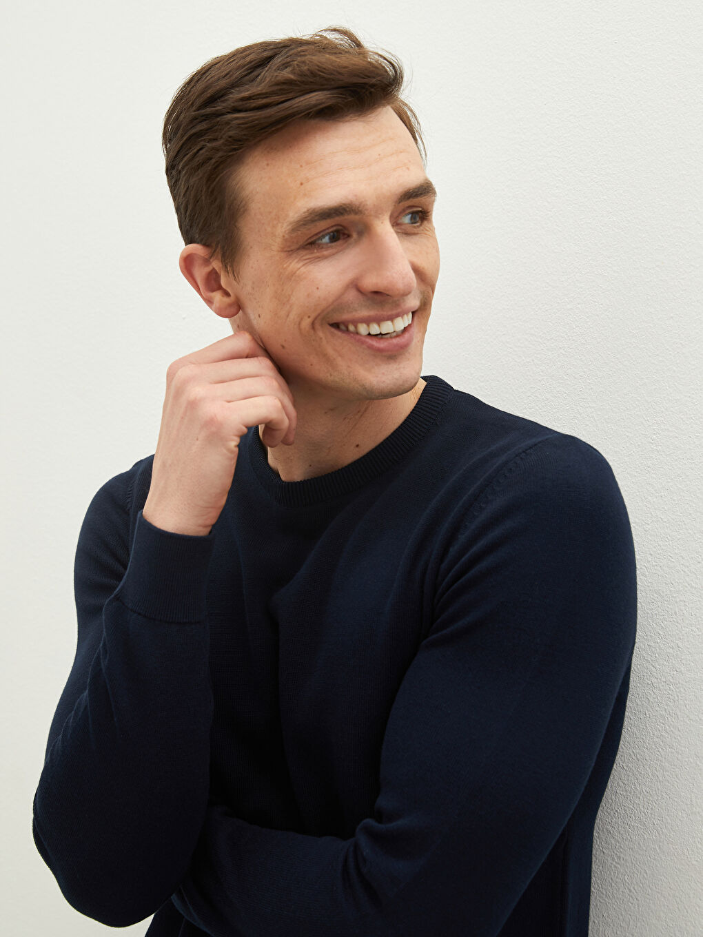 LCWAIKIKI Basic Rundhalsausschnitt Langarm Dünner Herren Strickpullover -W11438Z8-RFH
