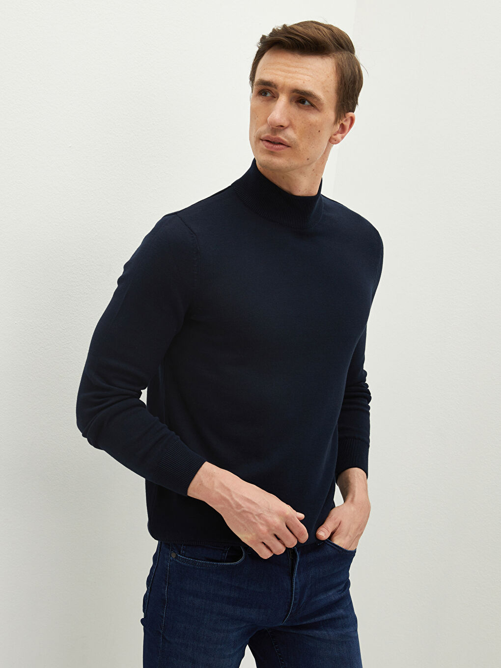 Half Turtleneck Long Sleeve Men's Knitwear Sweater-1