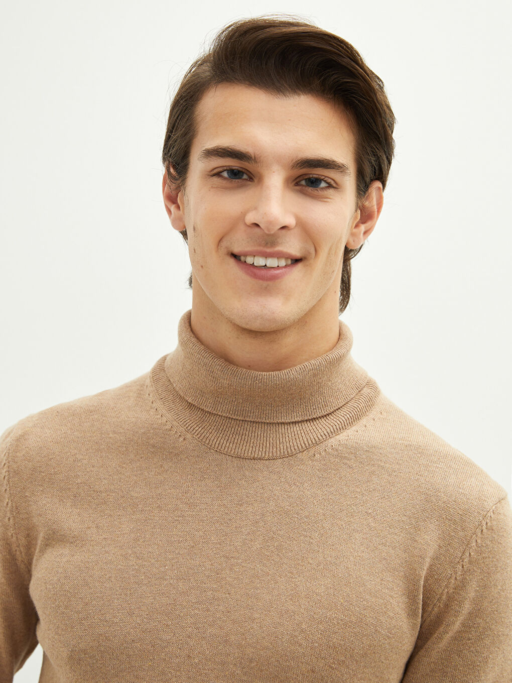 Bej Balıkçı Yaka Uzun Kollu İnce Erkek Triko Kazak-3