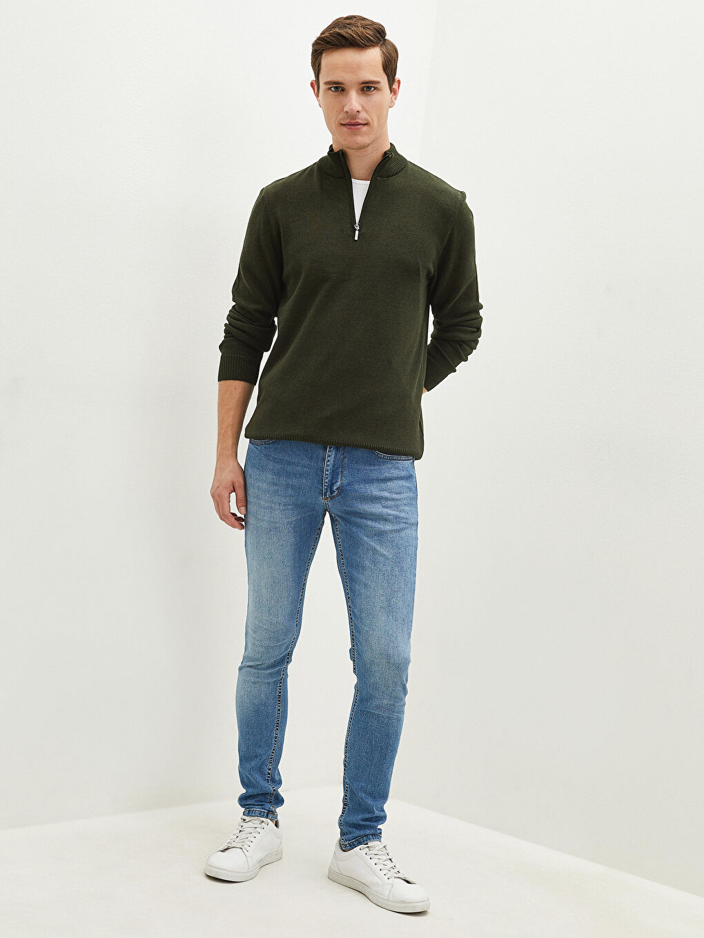 Haki Fermuarlı Dik Yaka Uzun Kollu Erkek Triko Kazak-3