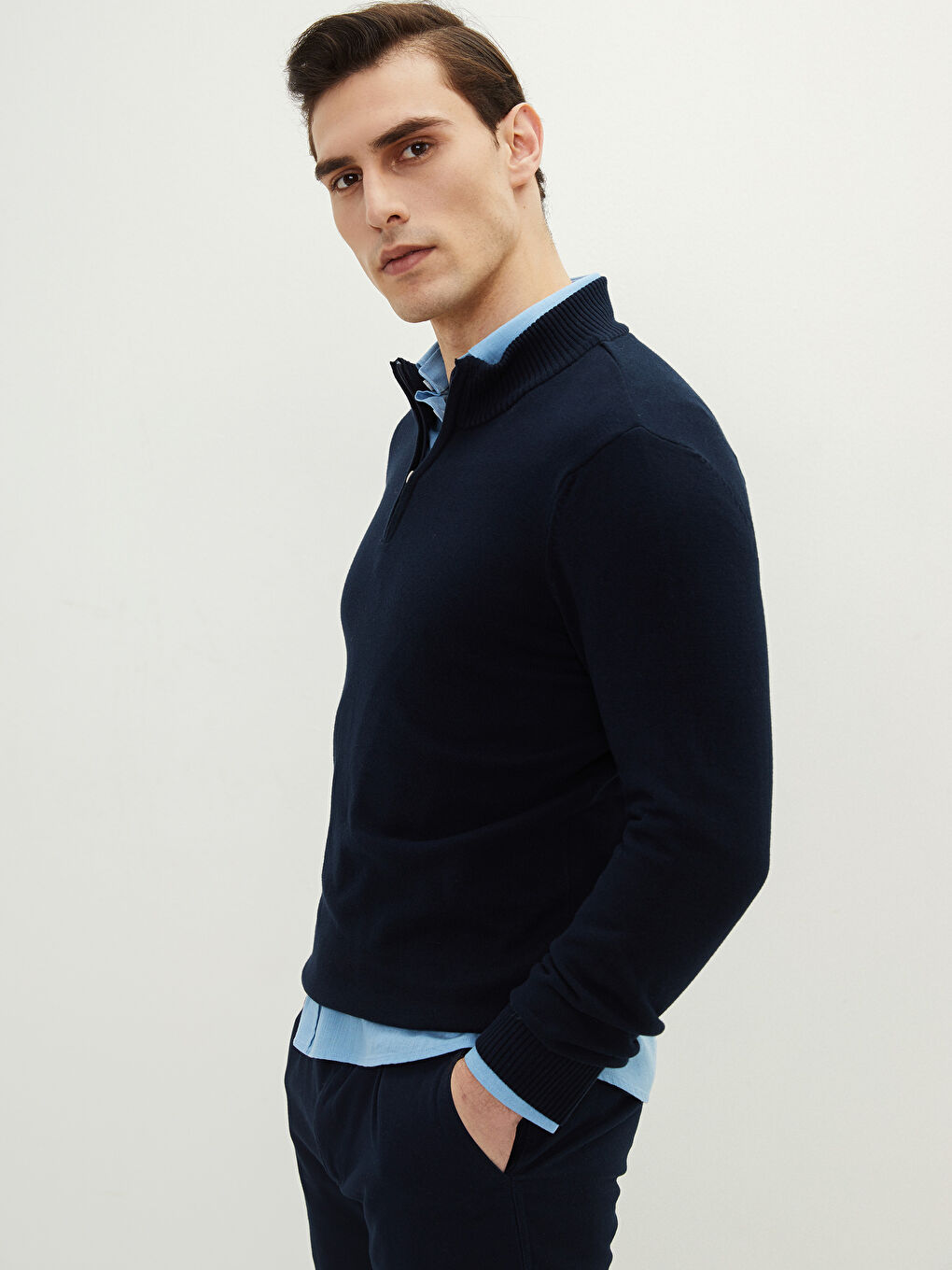 Lacivert Fermuarlı Dik Yaka Uzun Kollu Erkek Triko Kazak-1