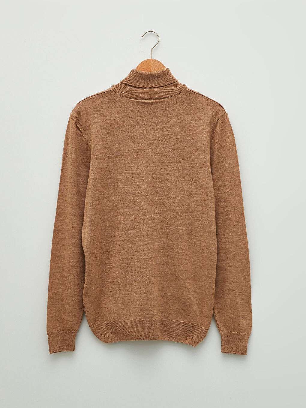 LCWAIKIKI Basic Turtleneck Long Sleeve Thin Men's Tricot Sweater -W11443Z8-L8Q