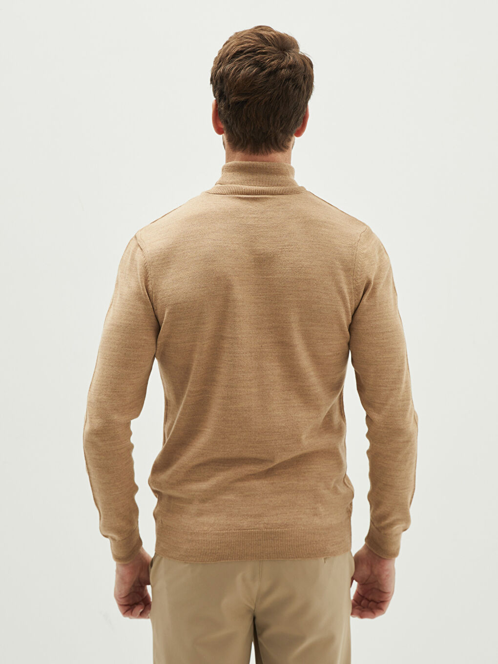 LCWAIKIKI Basic Turtleneck Long Sleeve Thin Men's Tricot Sweater -W11443Z8-L8Q