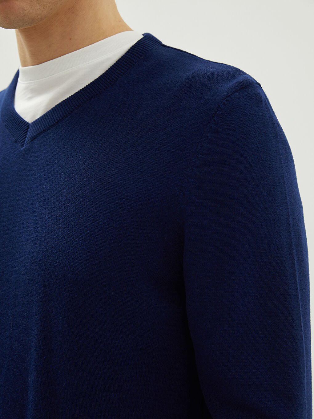 Mavi V Yaka Uzun Kollu Basic İnce Erkek Triko Kazak-3