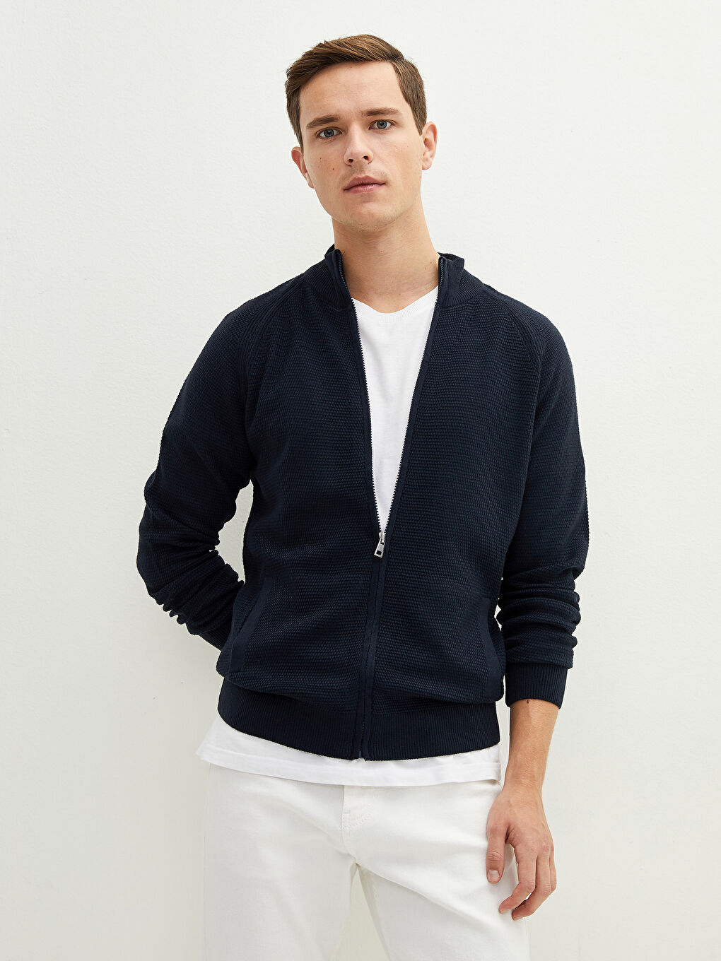 LCWAIKIKI Basic Standard Fit Turtle Neck Long Sleeve Men's Tricot Cardigan -W11448Z8-RFH