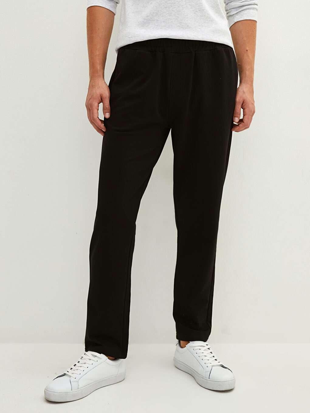 Siyah Standart Kalıp Erkek Eşofman Altı-2