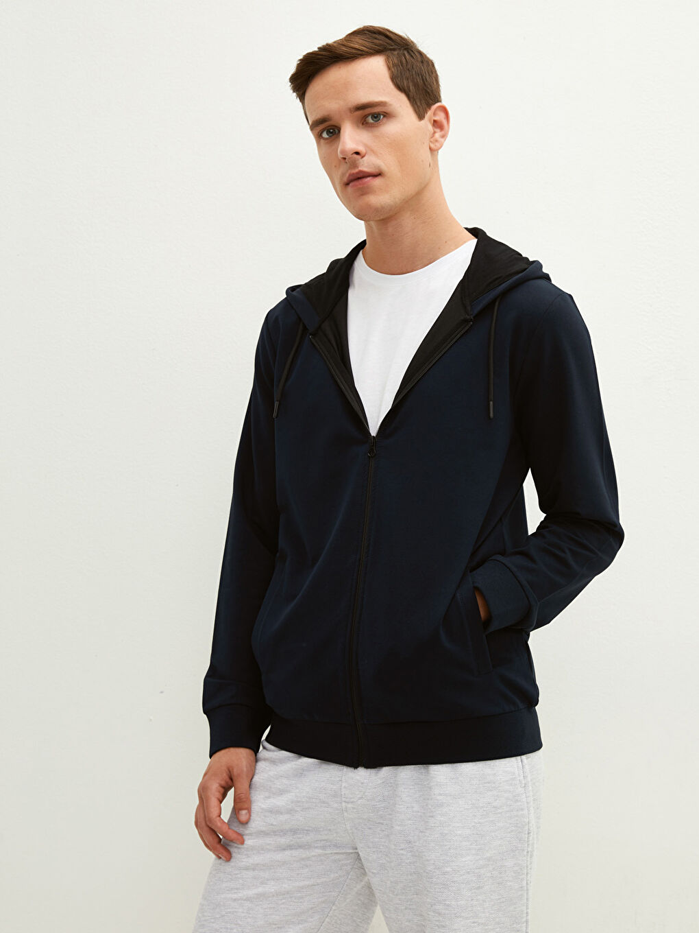 Hooded Long Sleeve Men's Zip-Up Sweatshirt-3