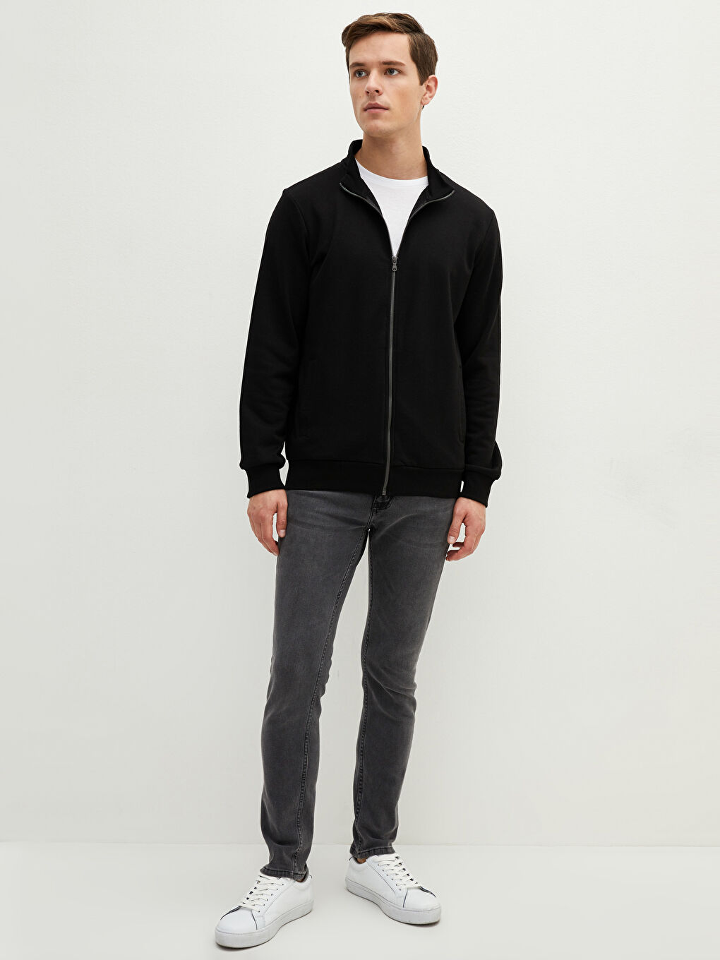 Siyah Rahat Kalıp Dik Yaka Uzun Kollu Erkek Kalın Sweatshirt-1