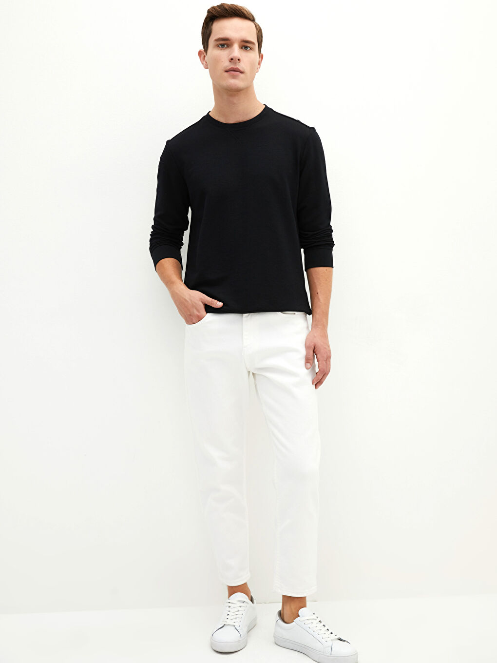 Siyah Bisiklet Yaka Uzun Kollu Erkek Sweatshirt-2