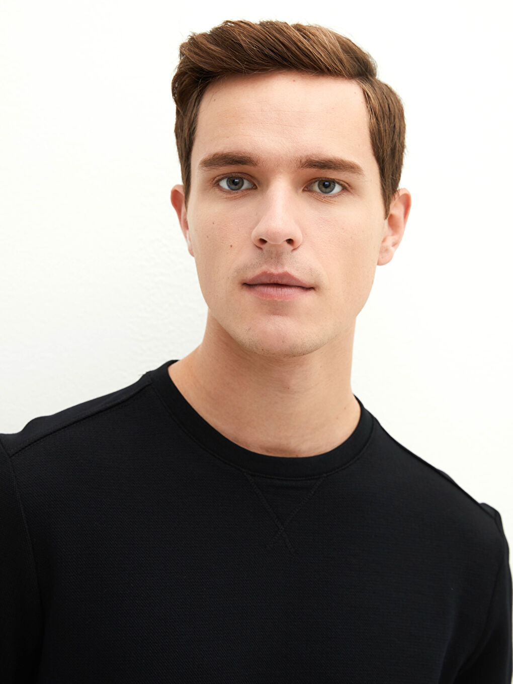 Siyah Bisiklet Yaka Uzun Kollu Erkek Sweatshirt-3