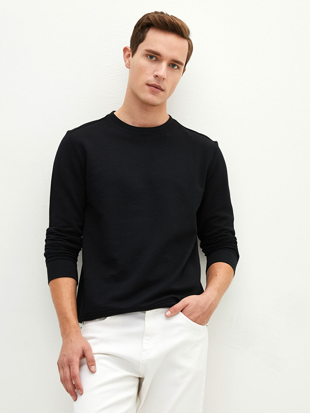 Siyah Bisiklet Yaka Uzun Kollu Erkek Sweatshirt