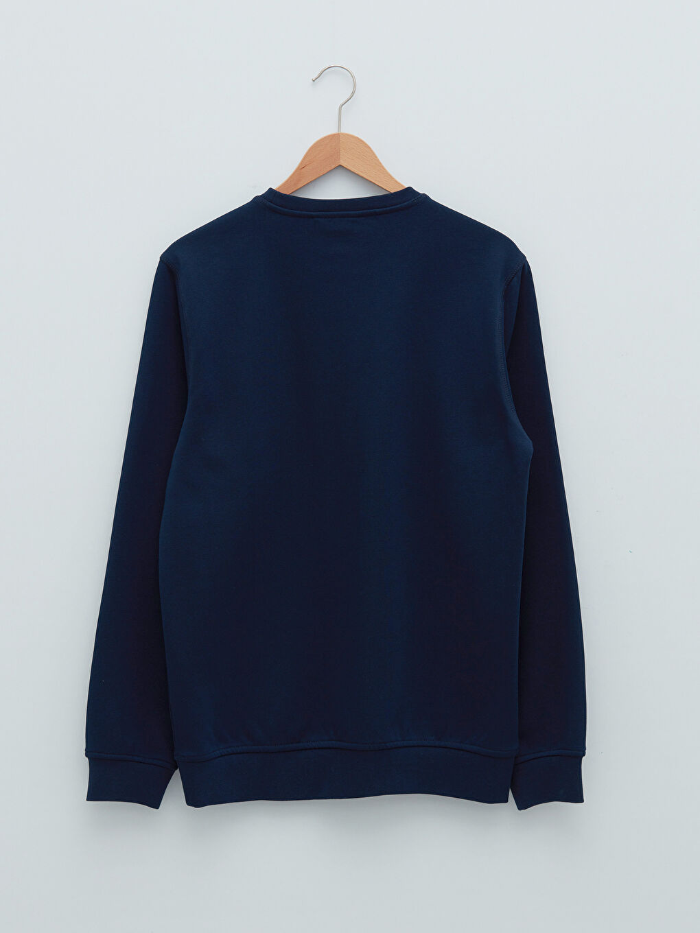 LCWAIKIKI Basic Rundhalsausschnitt Langarm Dickes Herren-Sweatshirt -W11480Z8-DWP