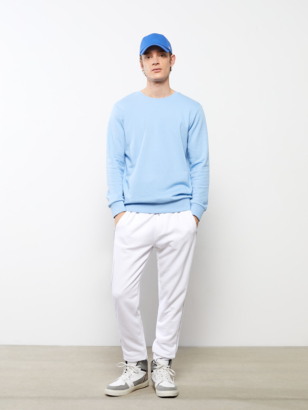 Mavi Bisiklet Yaka Uzun Kollu Erkek Sweatshirt