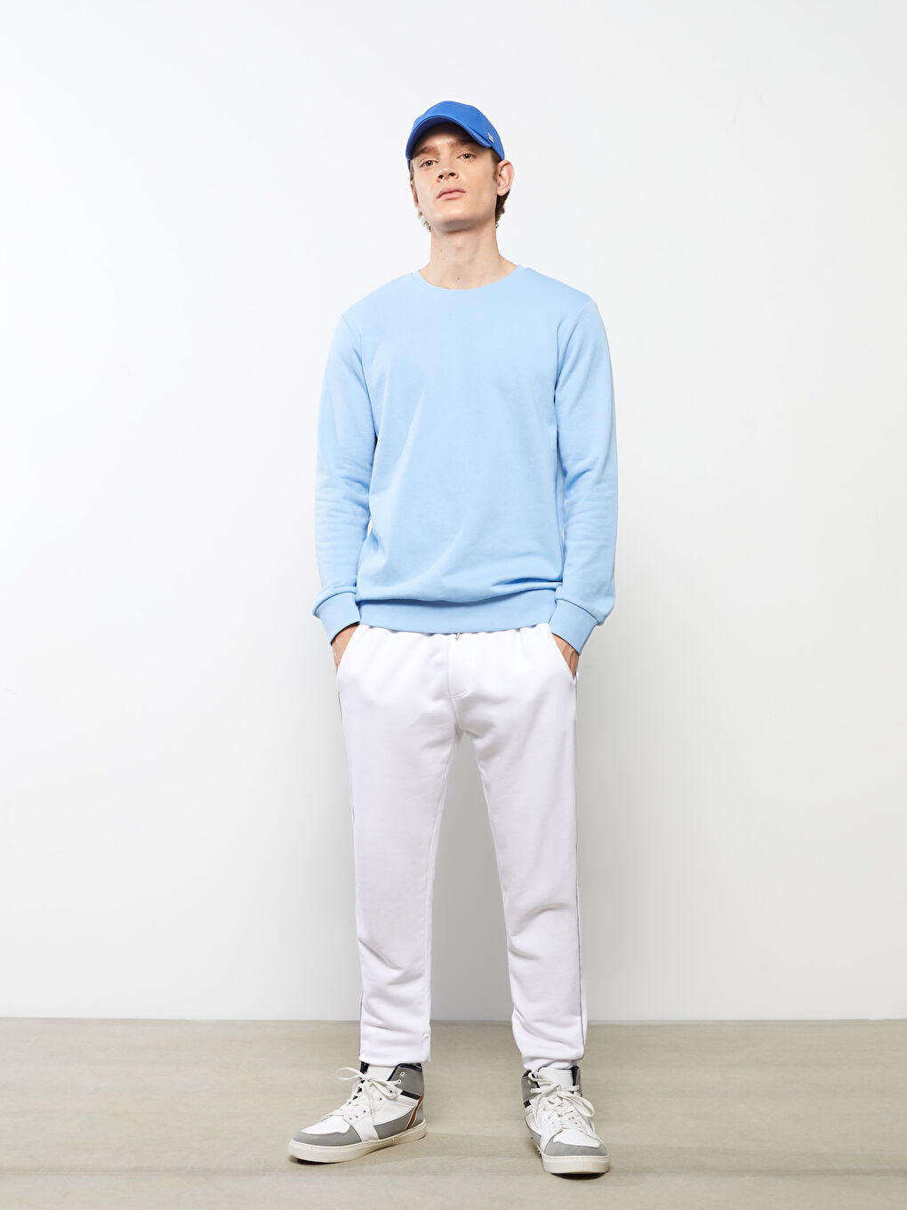 Mavi Bisiklet Yaka Uzun Kollu Erkek Sweatshirt-1