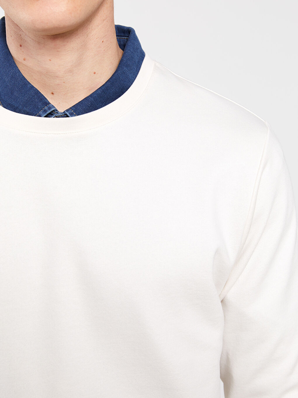 Ekru Bisiklet Yaka Uzun Kollu Erkek Sweatshirt-3