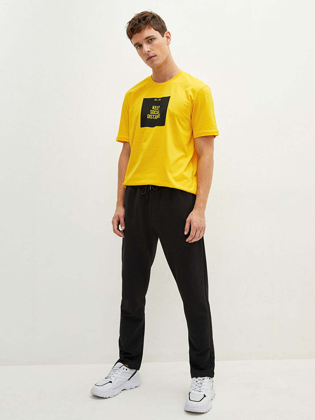 بنطلون رياضي بقصة عادية - للرجال