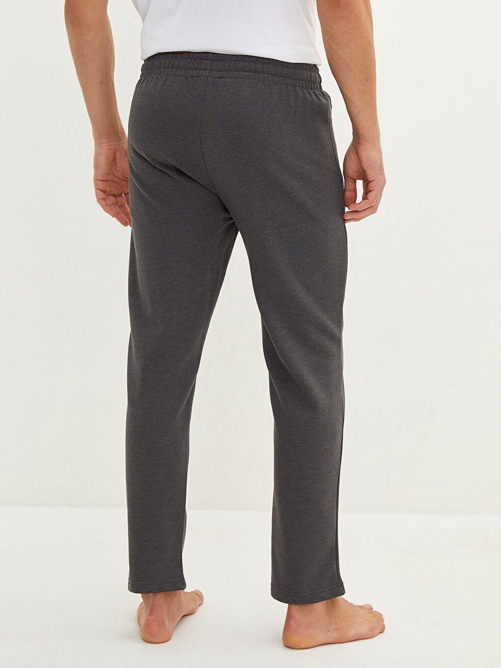 LCWAIKIKI Basic Standard Fit Men's Thick Sweatpants -W11484Z8-D5D