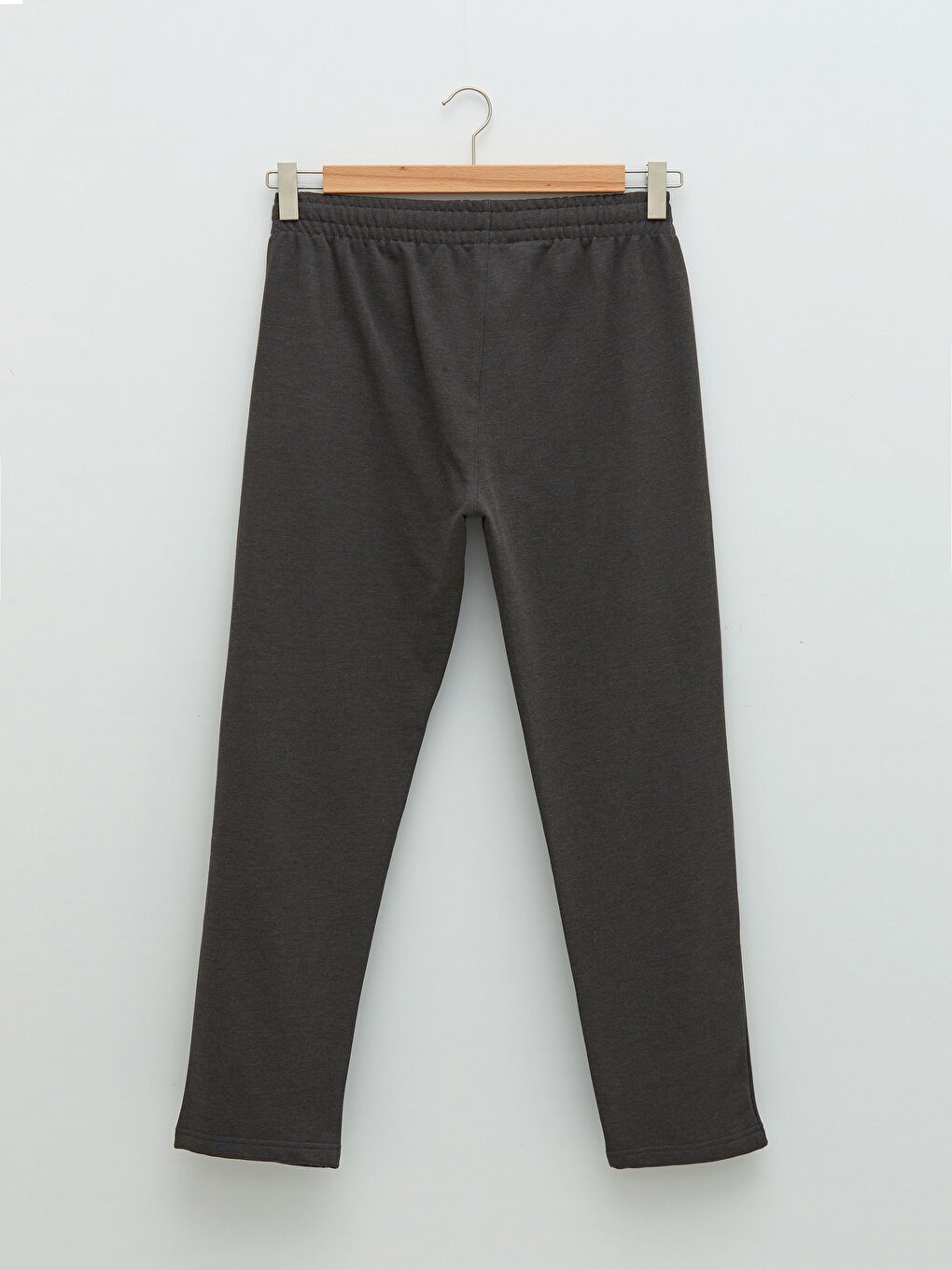 LCWAIKIKI Basic Standard Fit Men's Thick Sweatpants -W11484Z8-D5D