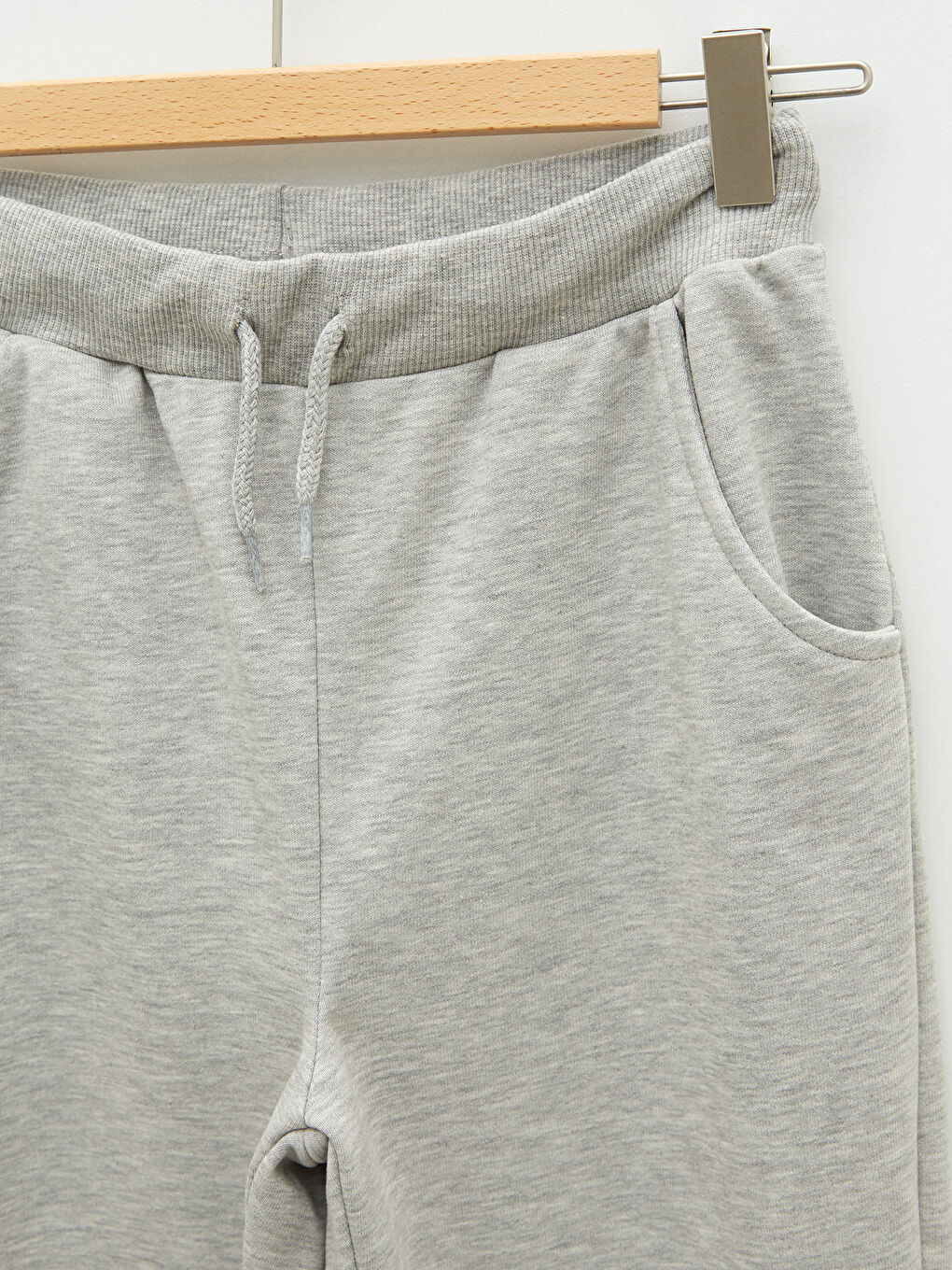 LCW Kids Elastic Waist Girl Jogger Sweatpants -W11505Z4-D5C