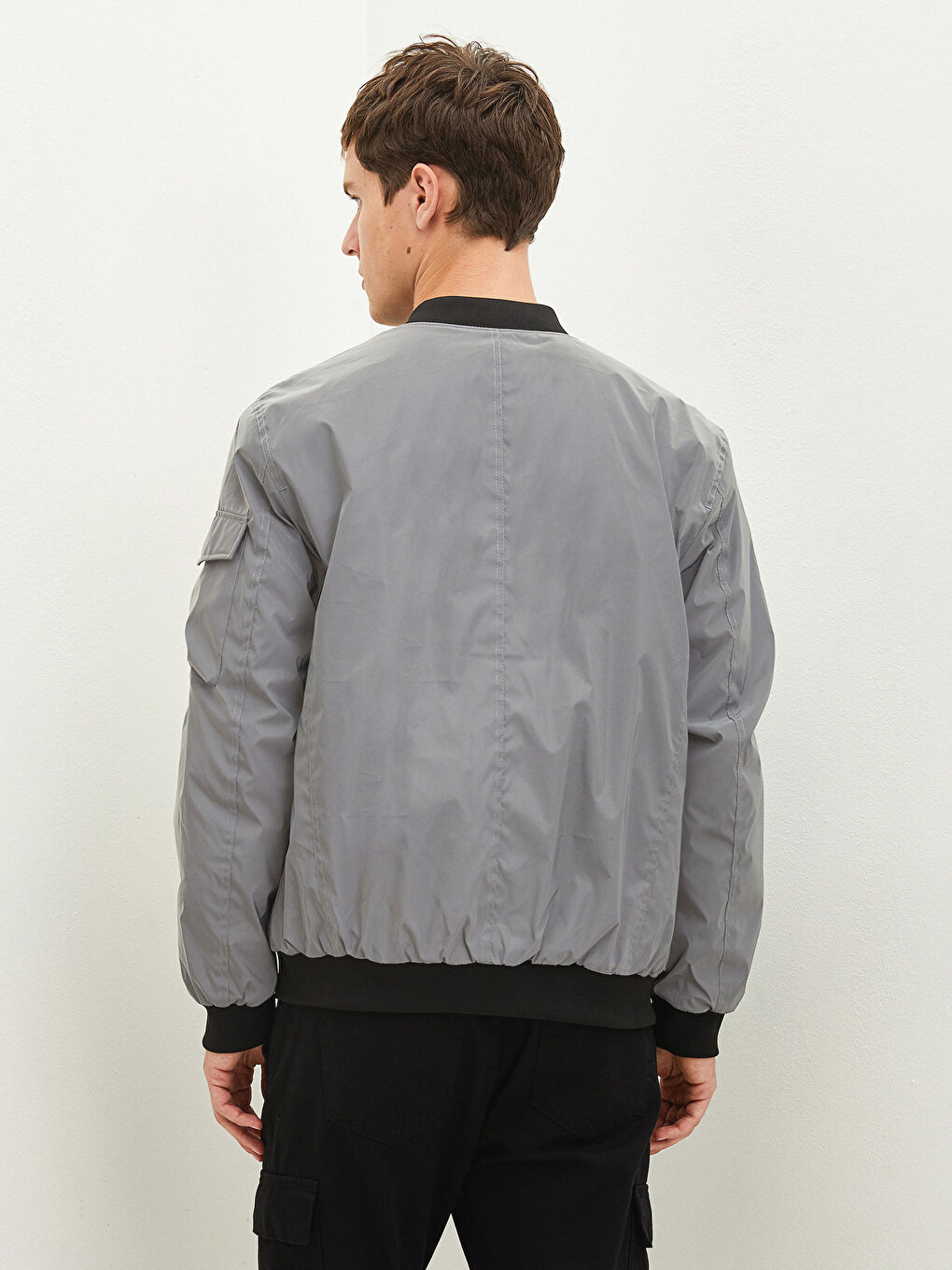 جاكيت بومبر رجالي بقصة عادية وياقة كلية-5