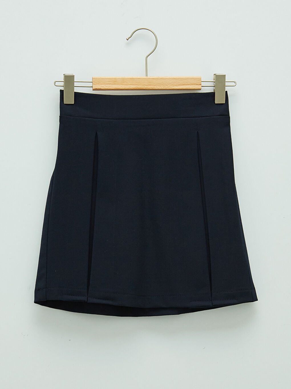 LCW Kids Basic Gabardine Pleated Girl Skirt -W11580Z4-J2Y