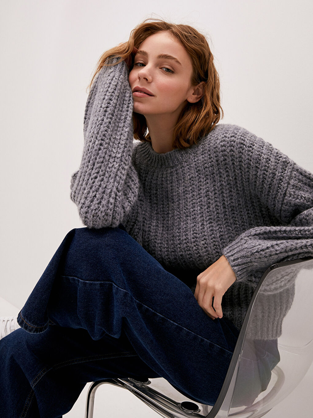 Gri Bisiklet Yaka Kendinden Desenli Uzun Kollu Oversize Kadın Triko Kazak-1