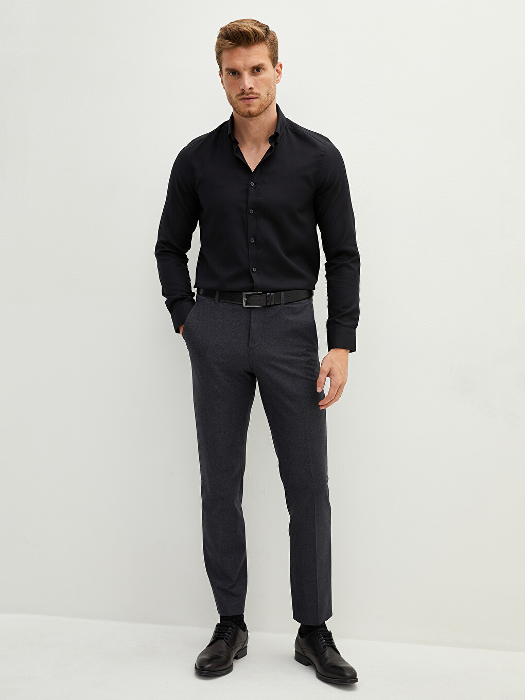 Siyah Slim Fit Uzun Kollu Oxford Erkek Gömlek-3