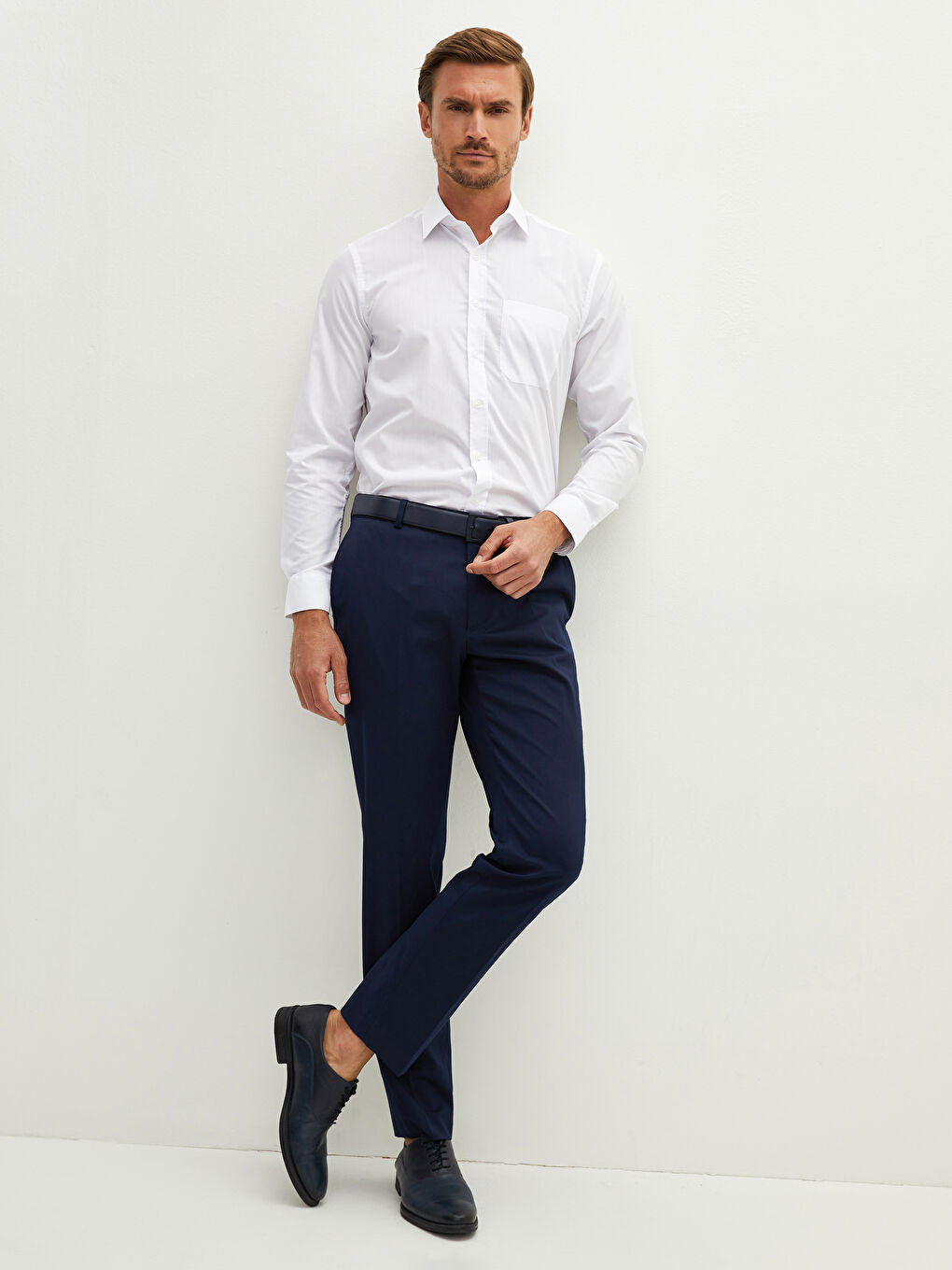 Beyaz Regular Fit Uzun Kollu Poplin Erkek Gömlek-1