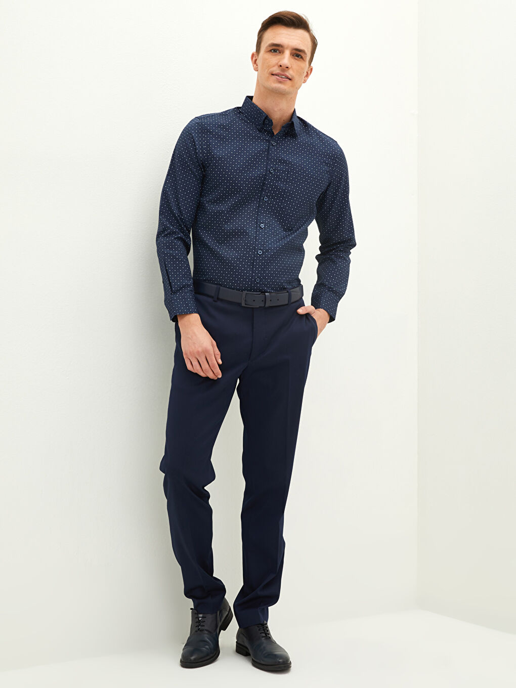 Lacivert Regular Fit Uzun Kollu Gabardin Erkek Gömlek-2