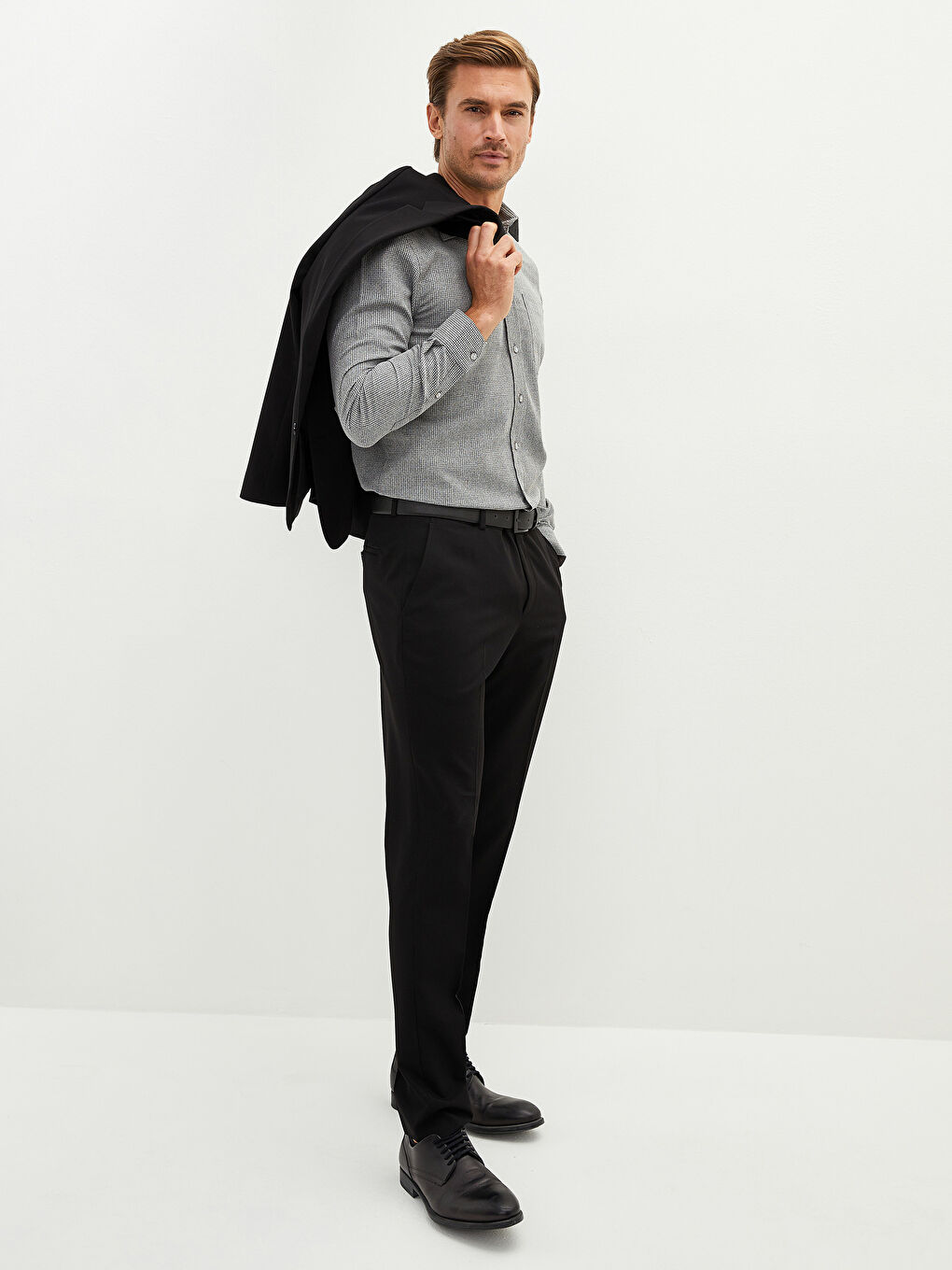 Gri Regular Fit Uzun Kollu Desenli Armürlü Erkek Gömlek-3