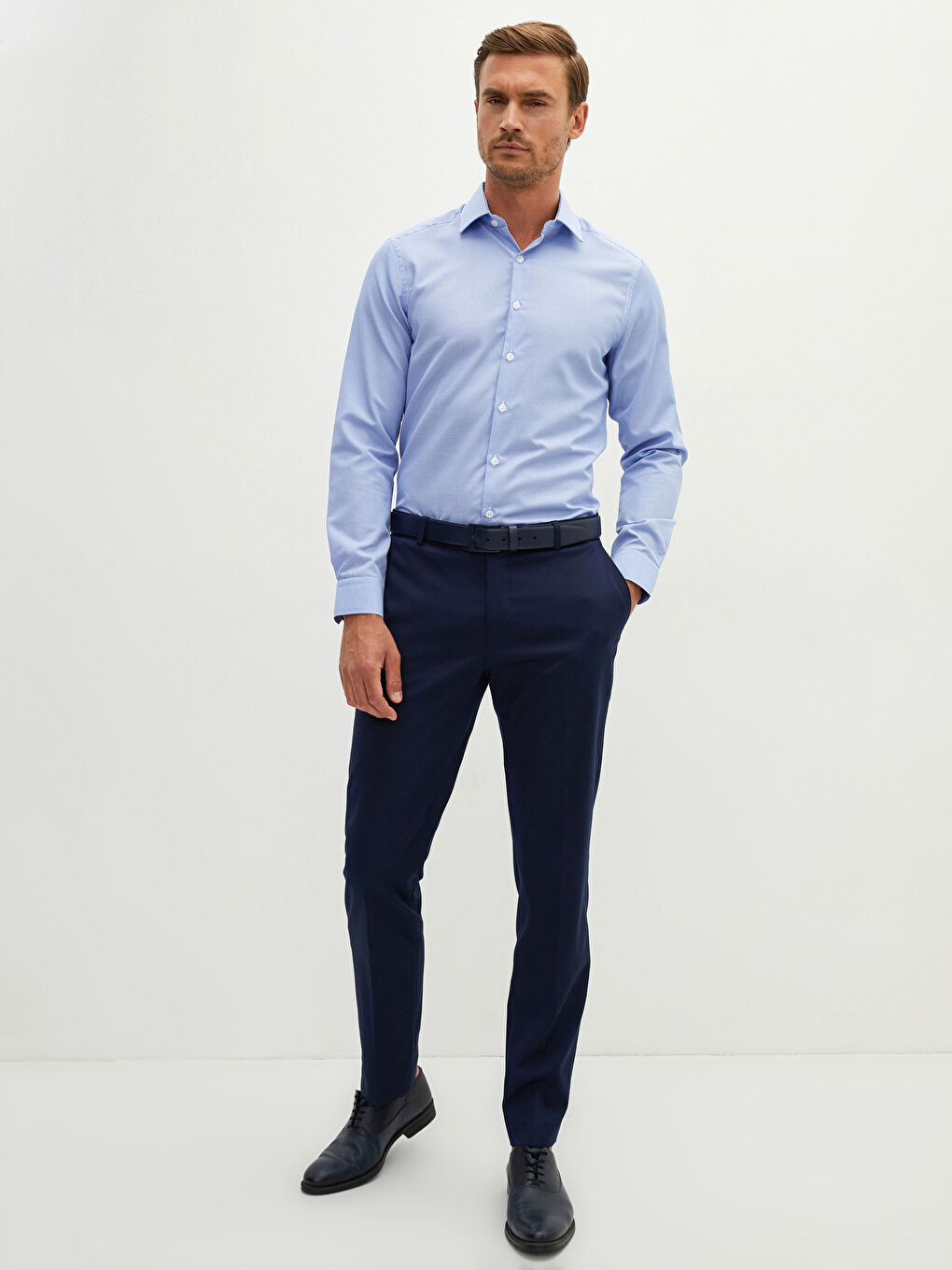 Chemise Gabardine Coupe Svelte Manches Longues Pour Hommes-1