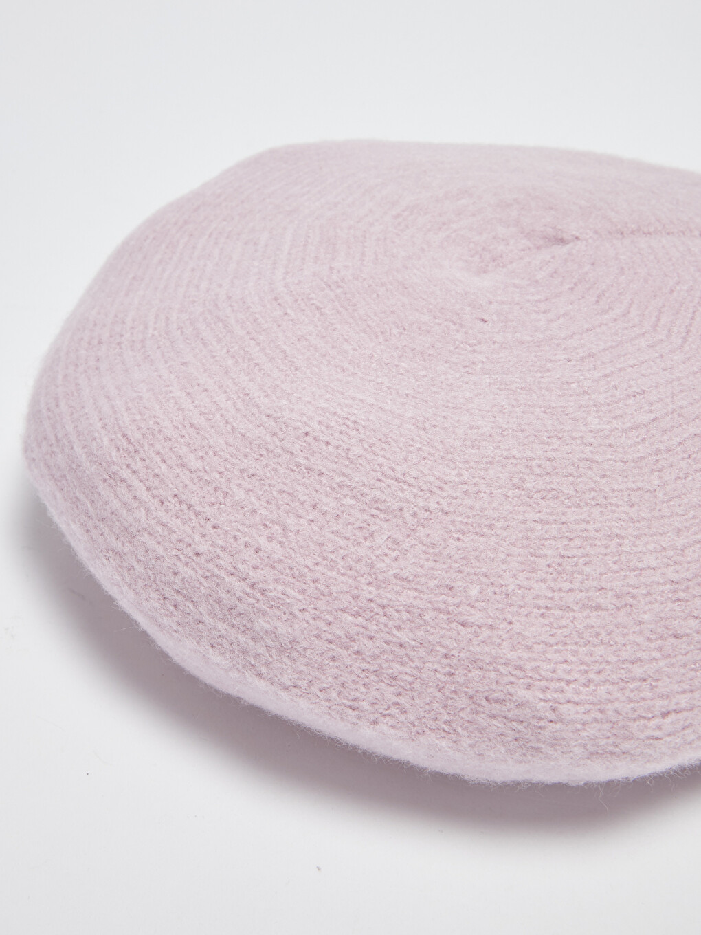 Knitwear Painter Woman Beret-4