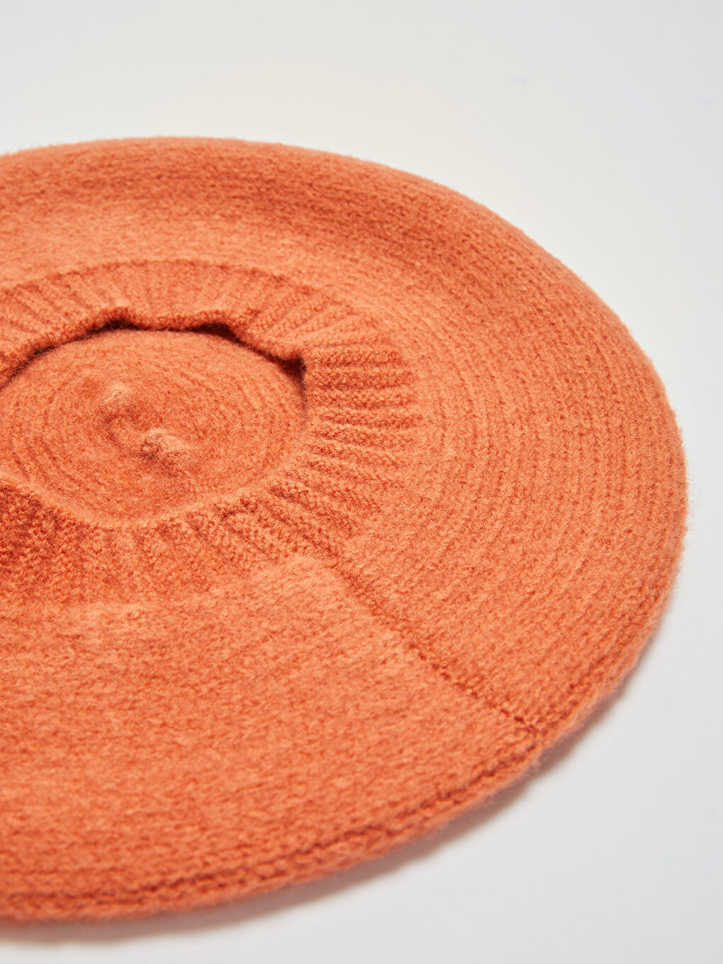 Beretă Femeie Pictor Tricotată-5