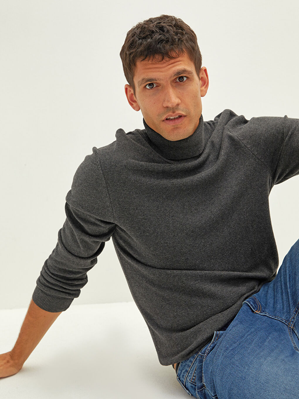 Half Turtleneck Long Sleeve Men's Knitwear Sweater-2