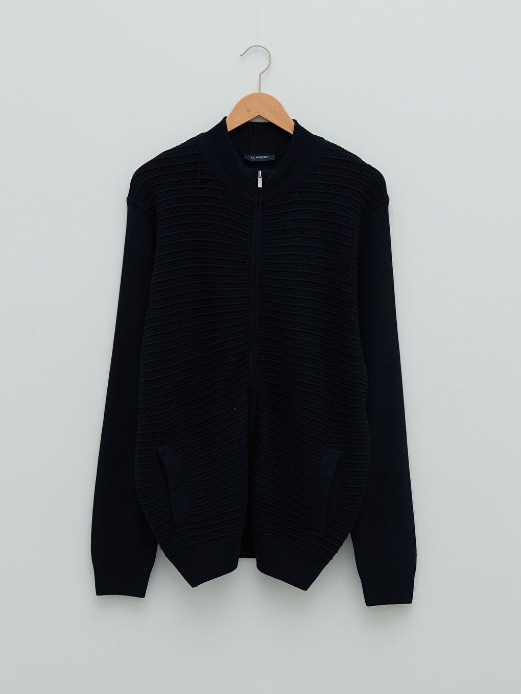 Cardigan en Tricot à Manches Longues avec Col Roulé pour Hommes de Coupe Standard-5