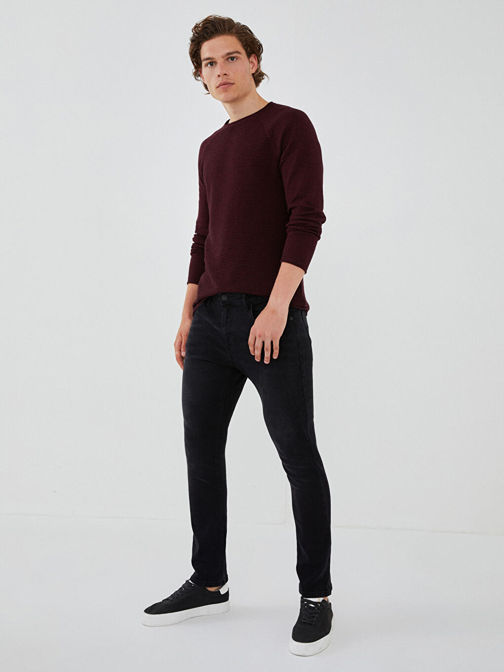 Ерлерге арналған трикотаж ұзын жеңді дөңгелек жағалы жемпір-2