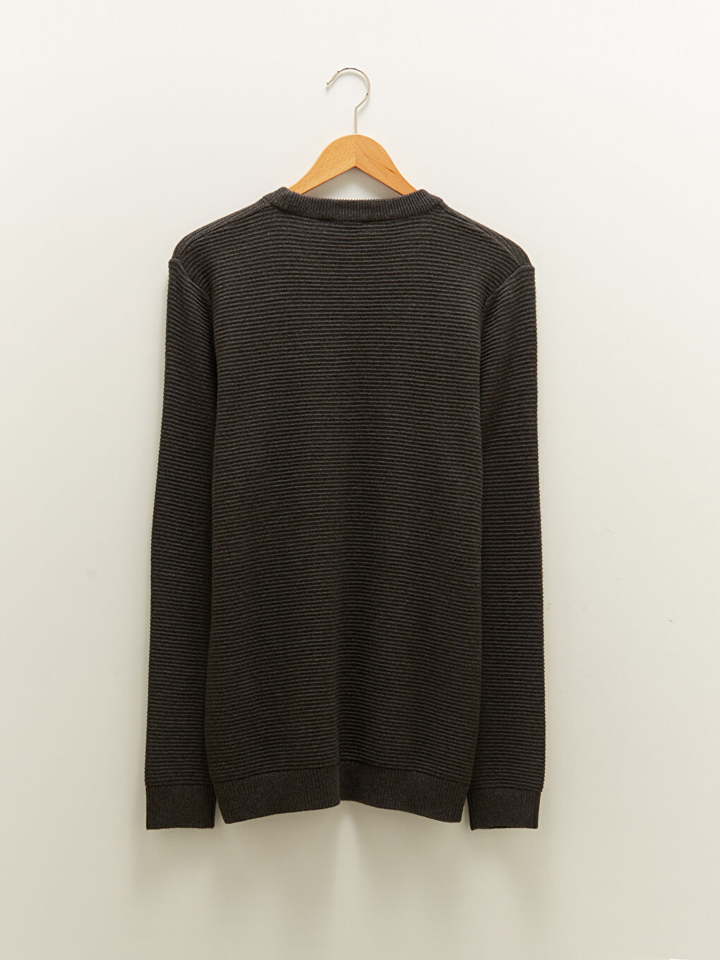 Мужской трикотажный свитер с круглым вырезом и длинными рукавами-6