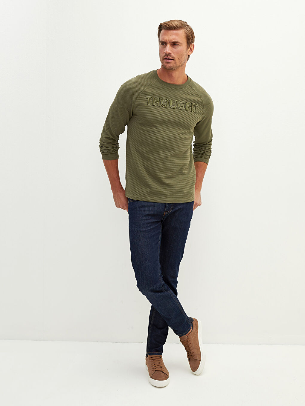 LCWAIKIKI Classic Crew Neck Long Sleeve Printed Men's T-Shirt -W11773Z8-HCZ