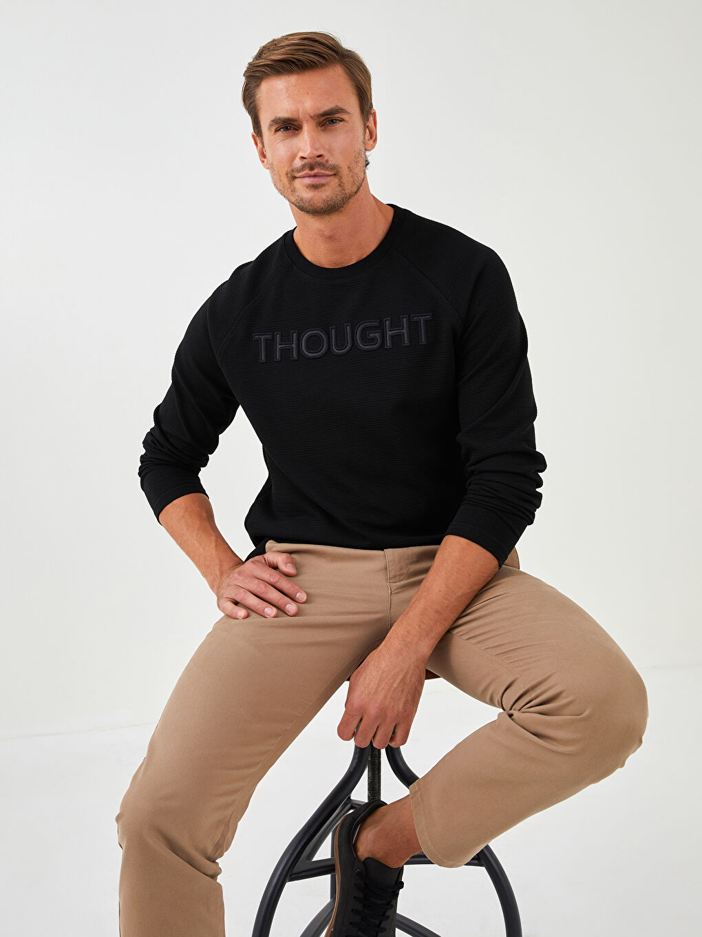 Футболка з довгим рукавом і принтом для чоловіків з круглим вирізом