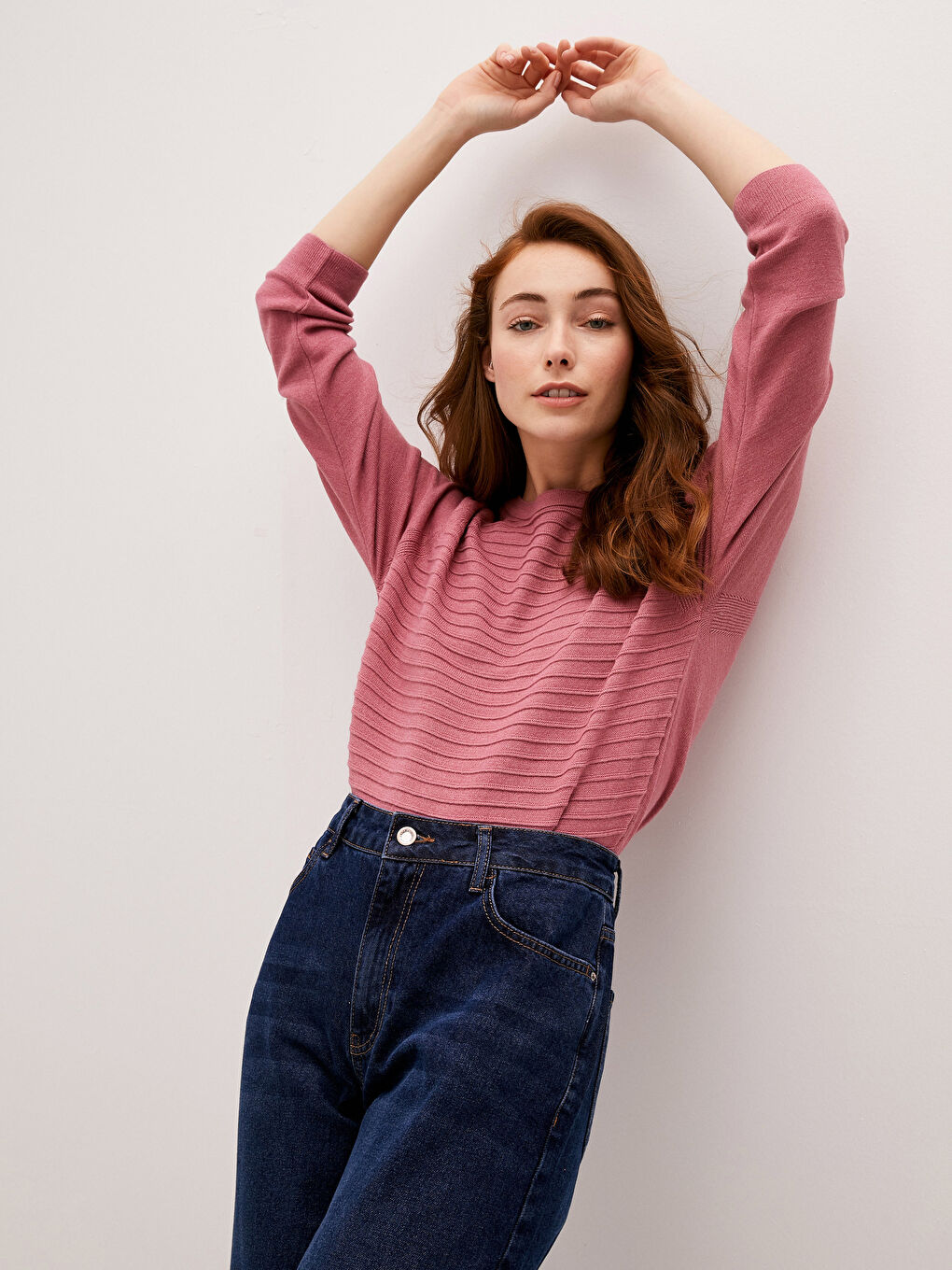 Pembe Bisiklet Yaka Kendinden Desenli Uzun Kollu Kadın Triko  Kazak