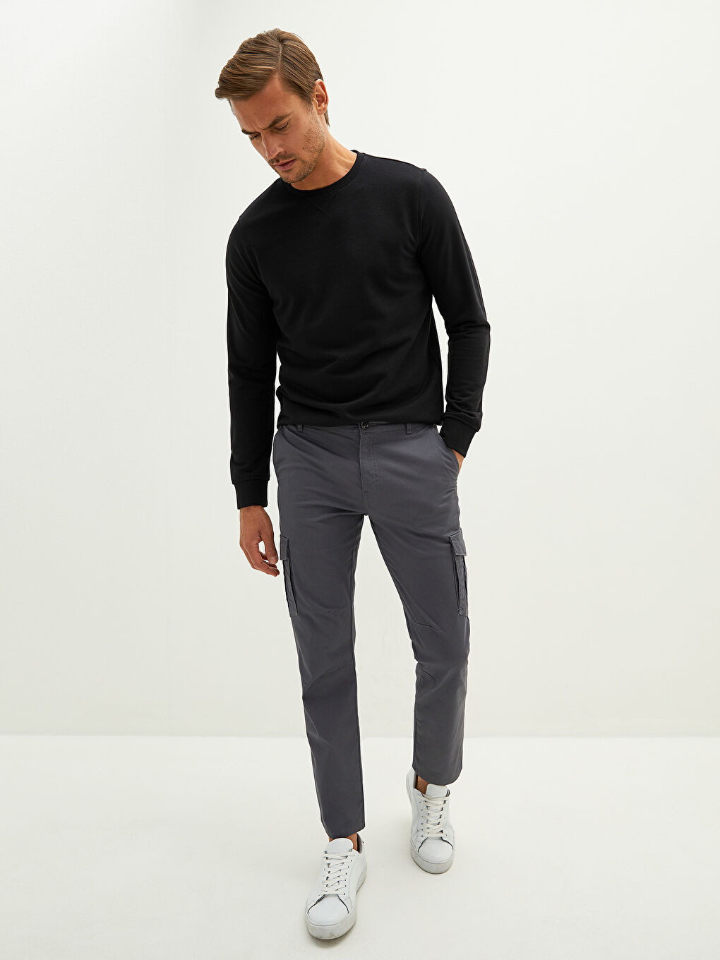 Regular Fit Gabardine Men's Cargo Trousers-2