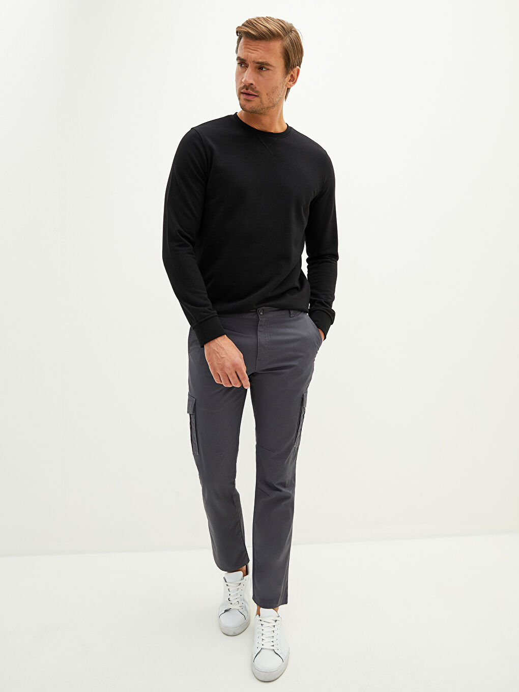 Regular Fit Gabardine Men's Cargo Trousers-3